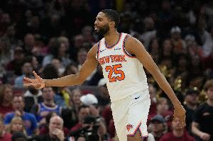 还没找回状态！布里奇斯9中3得7分2板2助 其中三分3中1