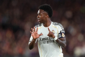 记者：维尼修斯未续约只是想涨薪，而小蜘蛛压根不想留在马竞