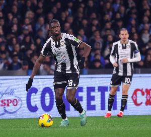 又截胡？米体：国米迟迟没敲定索勒，马竞准备正式向乌迪内斯报价
