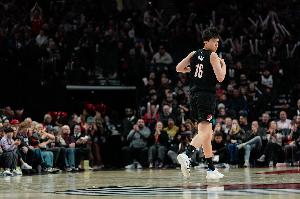 媒体人：开拓者需要运动型45号位 杨瀚森在NBA的空间会被继续挤压