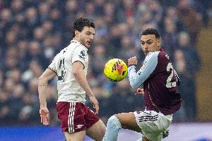 枪手难买了？英媒：曼联签蒂莱曼斯，将强化维拉谈判罗杰斯的立场